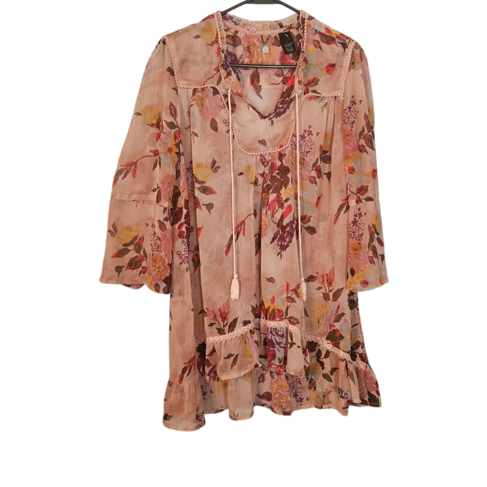 BKE Boutique Women's Floral Sheer  Top Size Size L